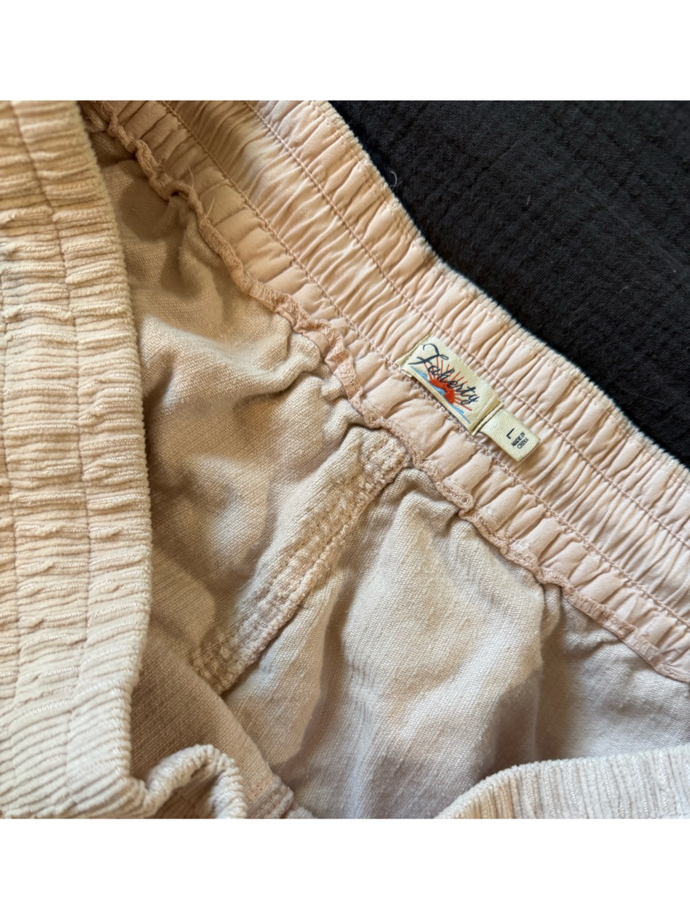 Faherty Cord Drawstring Shorts - Picture 4 of 6